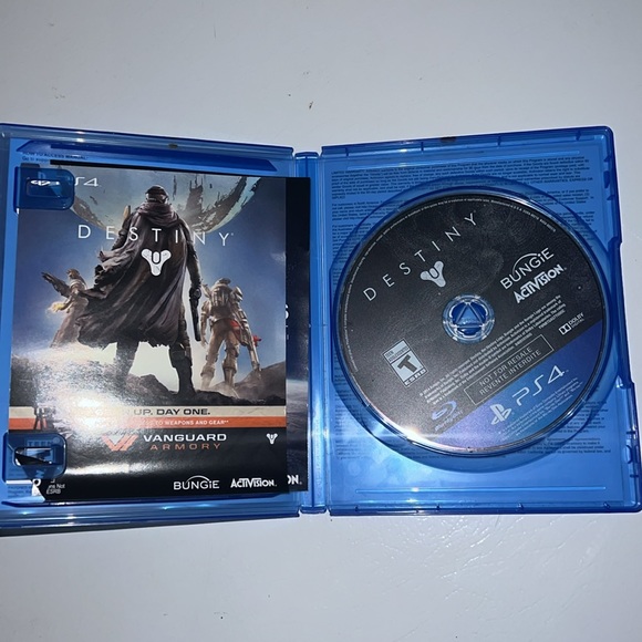 PS4 game destiny - Picture 2 of 2